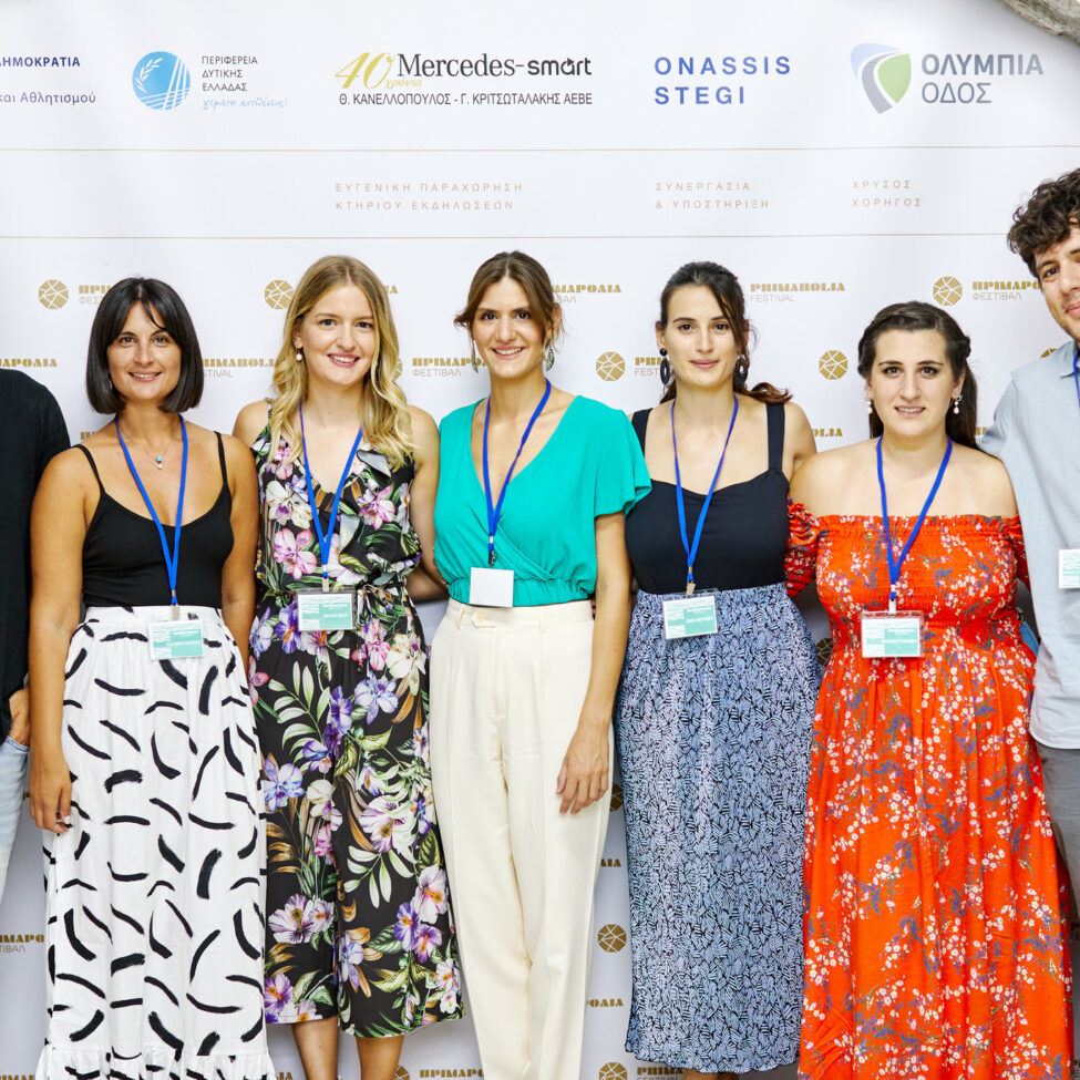 Από αριστερά: Πέτρος Παπαδόπουλος, Κλεονίκη Μούλιου, Αμαλία Νίκου, Χαριτίνη Χαριτωνίδου, Σόφη Μουτάφη, Βασιλική Καϊμάκη, Μιχαήλ Άγγελος Παπαπροκοπίου